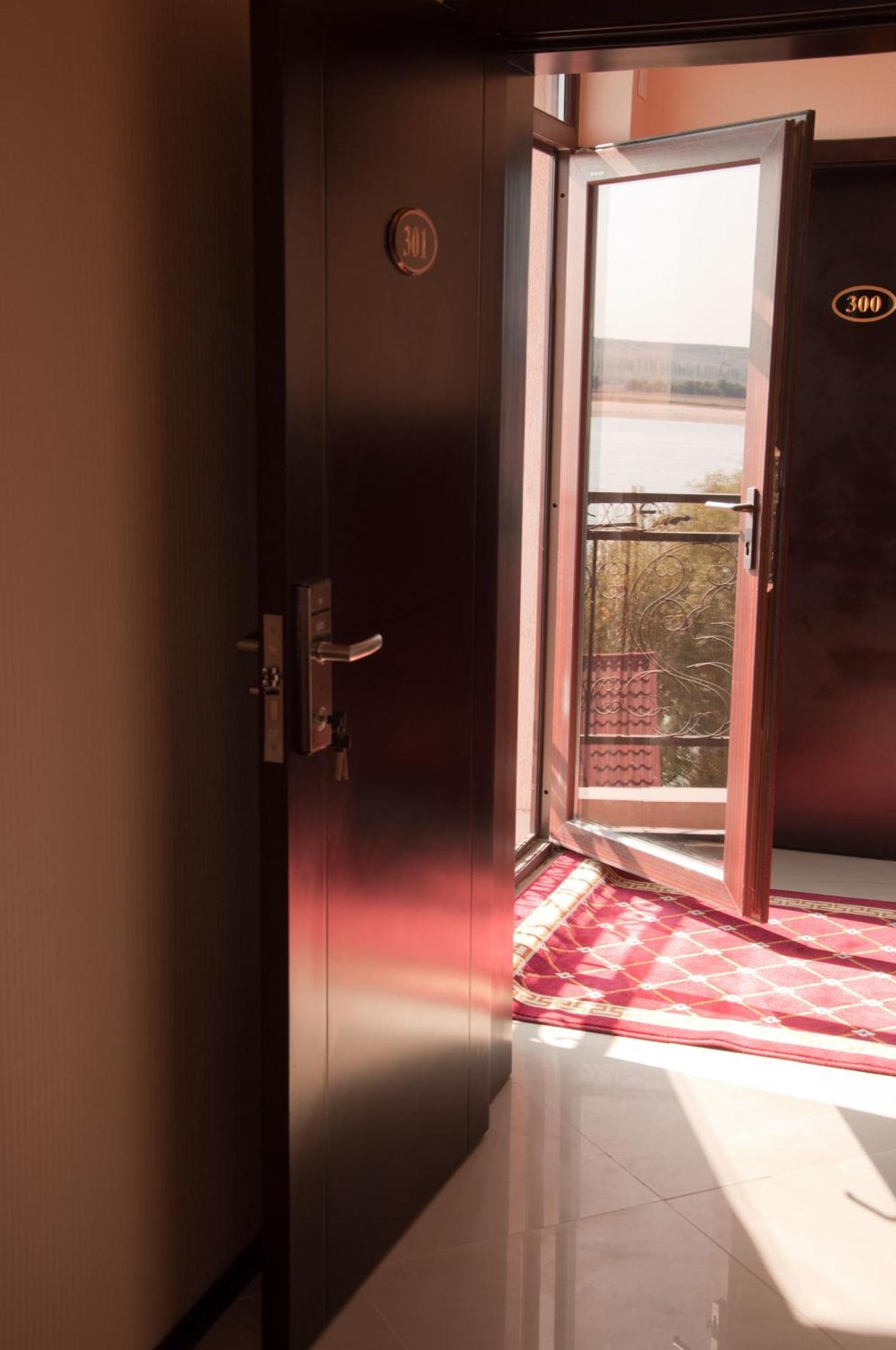 Hotel Baden Calarasi  Zewnętrze zdjęcie